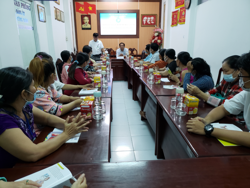BỆNH VIỆN UNG BƯỚU TP. CẦN THƠ TỔ CHỨC SINH HOẠT CÂU LẠC BỘ BỆNH NHÂN UNG THƯ CHỦ ĐỀ “ CHẨN ĐOÁN VÀ CÁC LIỆU PHÁP ĐIỀU TRỊ UNG THƯ PHỔI”