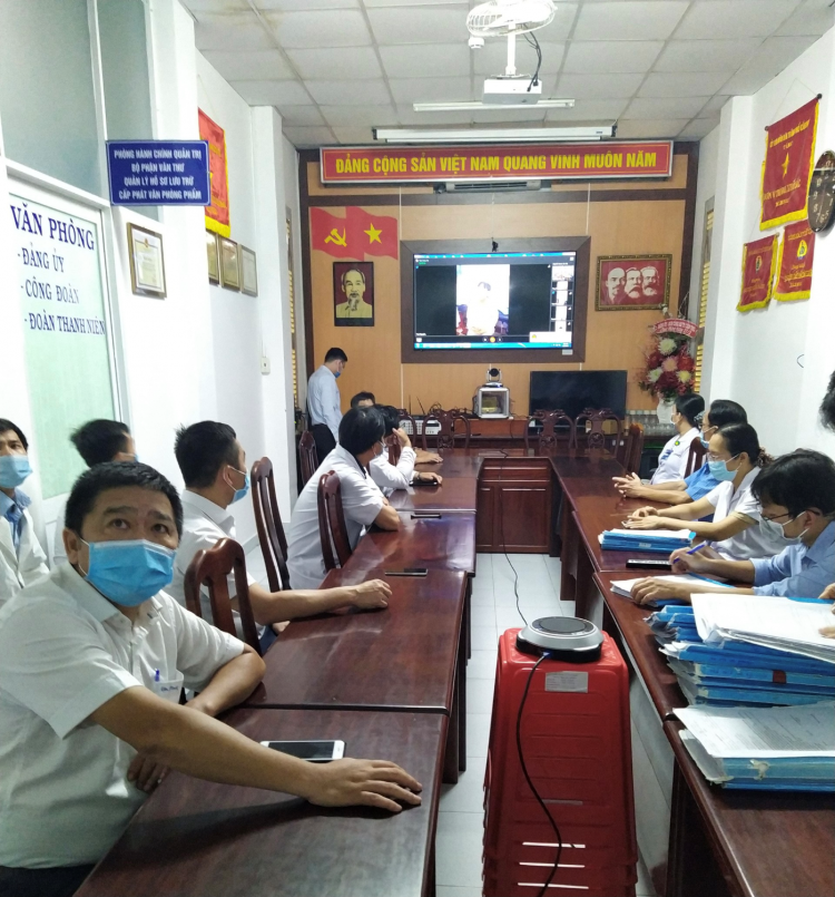 HỘI CHẨN TRỰC TUYẾN TẠI BỆNH VIỆN UNG BƯỚU TP. CẦN THƠ