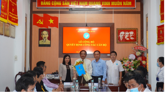 Lễ Công bố và trao quyết định bổ nhiệm Phó Giám đốc bệnh viện Ung bướu Thành phố Cần Thơ