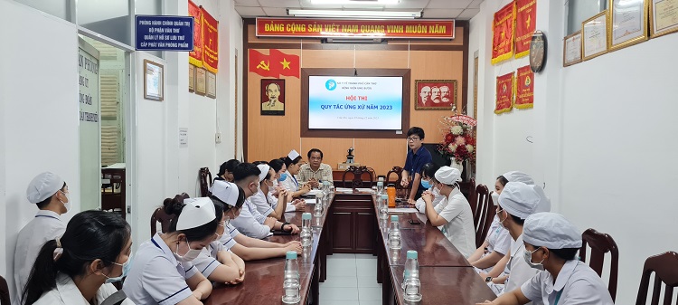 Bệnh viện Ung bướu thành phố Cần Thơ không ngừng nâng cao thực hiện tốt Quy tắc ứng xử