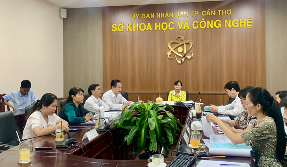 Bệnh viện Ung bướu thành phố Cần Thơ báo cáo nghiệm thu nhiệm vụ khoa học công nghệ cấp thành phố