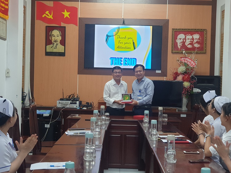 Công tác điều dưỡng luôn được Lãnh đạo Bệnh viện Ung Bướu quan tâm