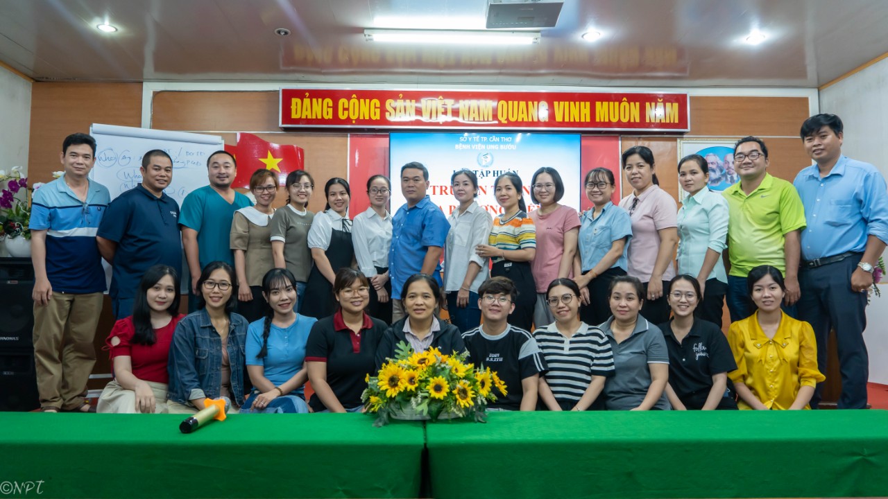Tập huấn kỹ năng đào tạo video marketing “Kể chuyện bằng hình ảnh” tại Bệnh viện Ung bướu TP. Cần Thơ